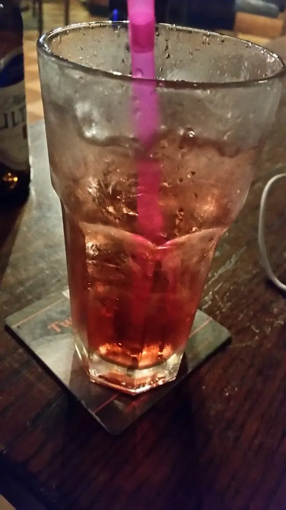 Cranberry Lime Iced Tea
